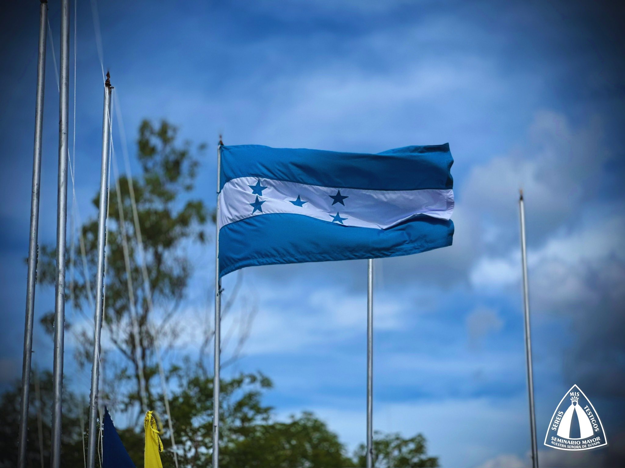 El Seminario celebró con solemnidad el Día de la Bandera Nacional
